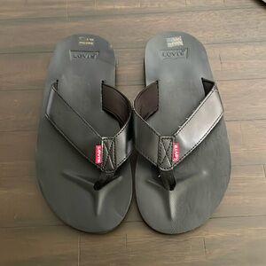 Levi’s men’s size 8